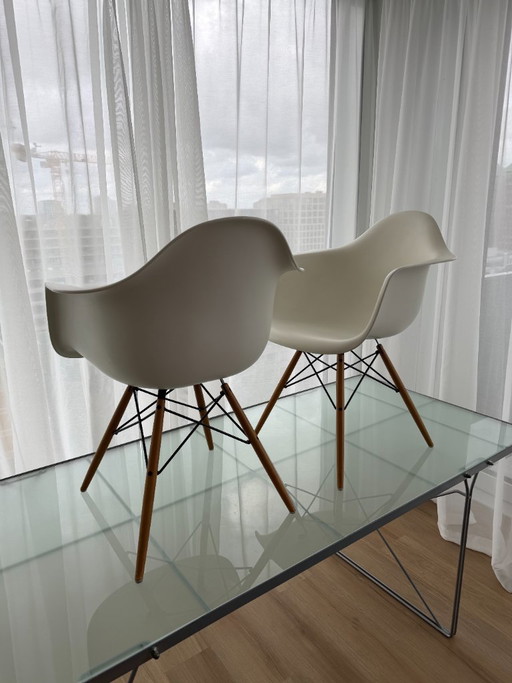 Vitra Eames DAW Armchair – fauteuils, Metal, Plastic