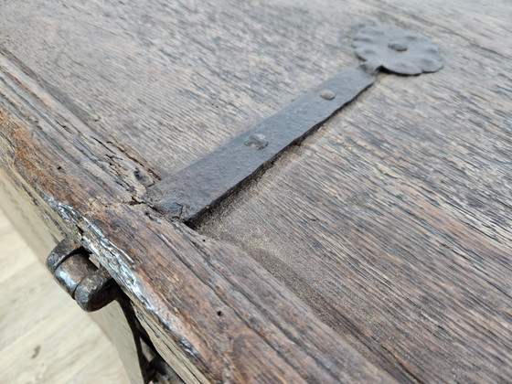 Coffre gothique, 15e siècle – Commodes (photo 7 of 28)