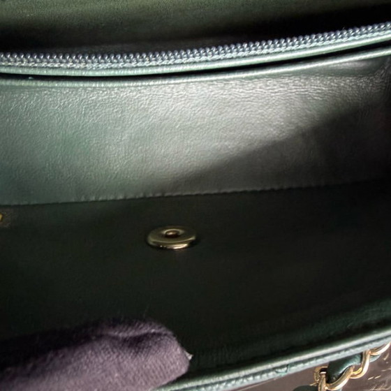 Image 1 of Chanel Chanel Classic Flap Mini - Caviar 20CM Trapuntato Verde Scuro Hardware Oro Serie 24