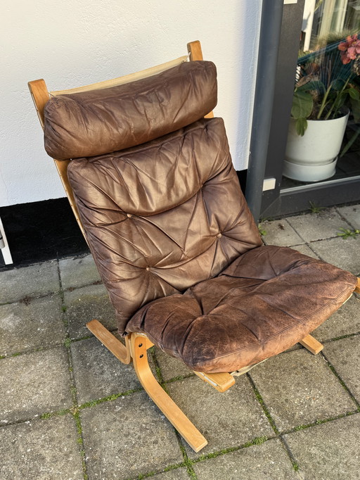 Vintage Scandinavian Style Lounge Chair