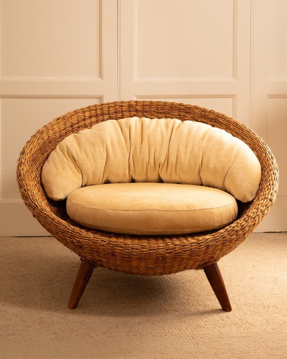 Image 1 of Silla redonda de ratán