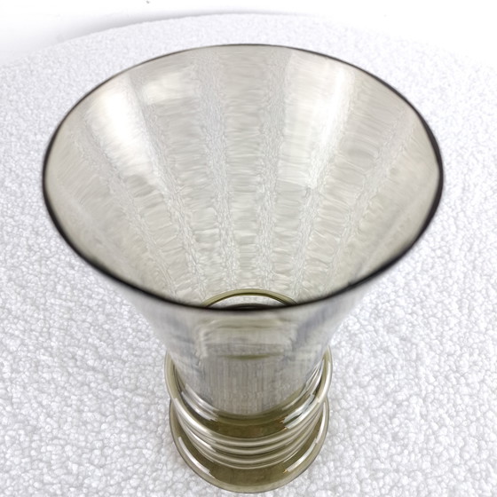 Image 1 of Vintage Copier Art deco vaas jaren 30 rookglas ribbelvaas