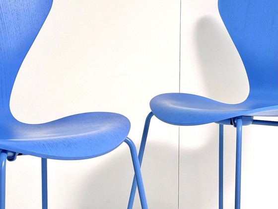 1 Chaises Fritz Hansen Série 7, Arne Jacobsen, Trieste, Chaises de salle à manger, Bois, Métal, Bleu (photo 5 sur 15)