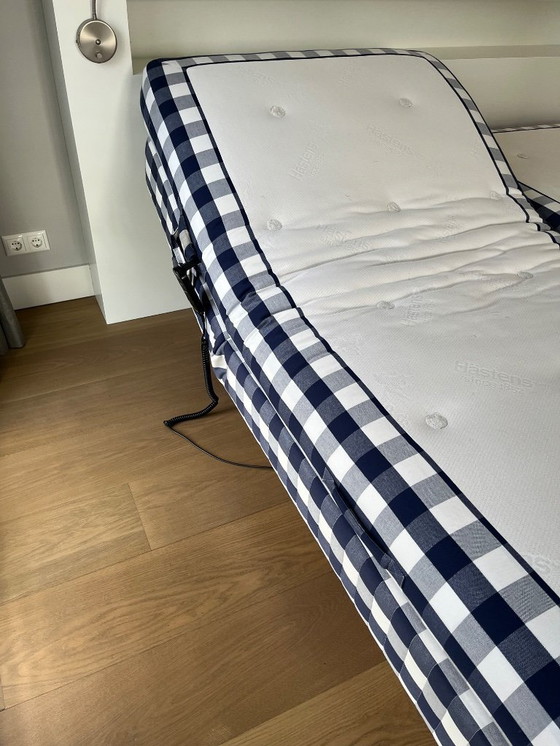 Image 1 of Cama ajustable Hästens, 210 x 210 cm