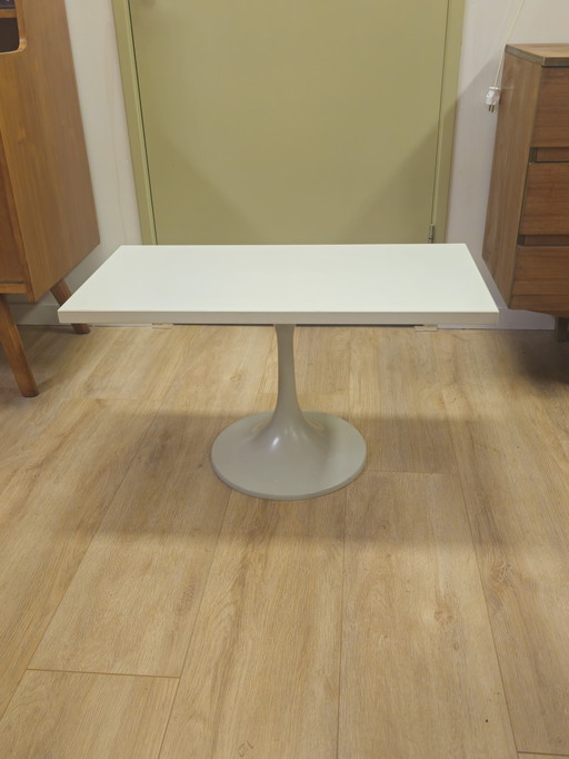 Tavolino da caffè Tulip vintage, tavolino laterale, bianco