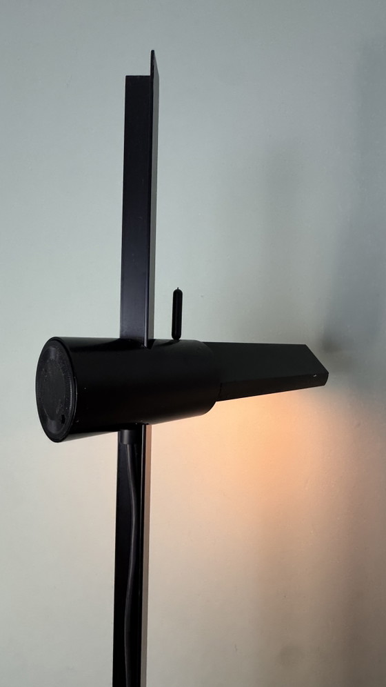 Gianfranco Frattini "Caltha" Floor light (model CB2) by Luci Italia – Metal (photo 10 of 15)