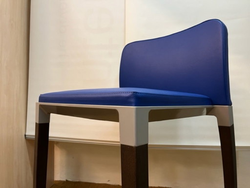 2 x Segis bar stools