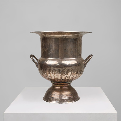 Antique silver-plated copper champagne bucket in Medicis shape, 1890s