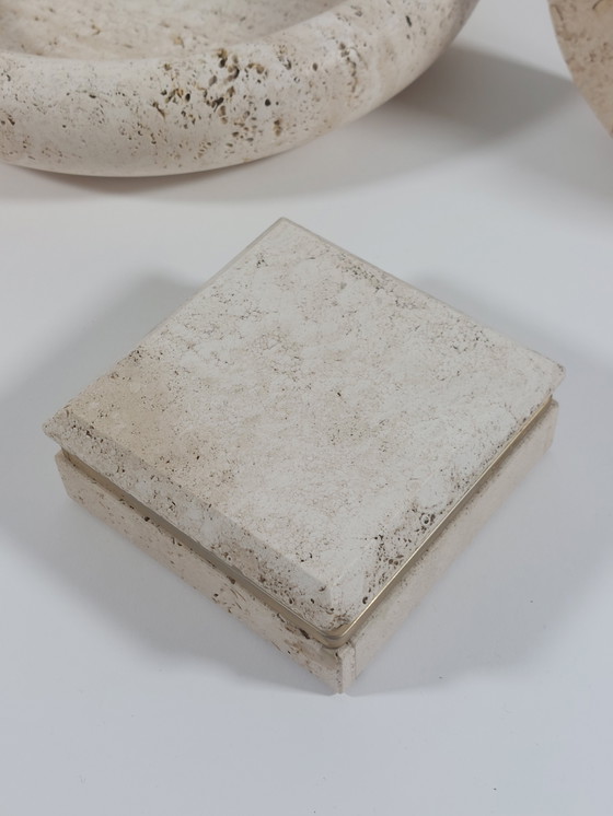 Image 1 of Tovaglietta vintage di design di metà secolo, portafrutta, posacenere, candeliere, scatola, travertino, Italia