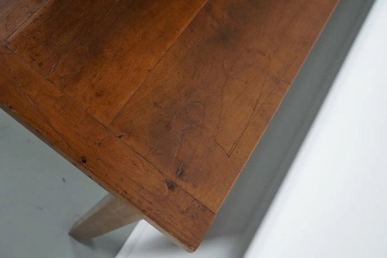 Image 1 of Antiker französischer rustikaler Bauernhaus-Esstisch aus Kirschholz aus dem frühen 20. Jahrhundert