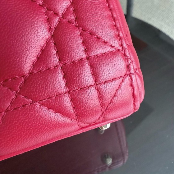 Image 1 of DIOR LADY MINI - PELLE DI AGNELLO CANNAGE ROSSO, DETTAGLI ORO, CINTURINO REGOLABILE