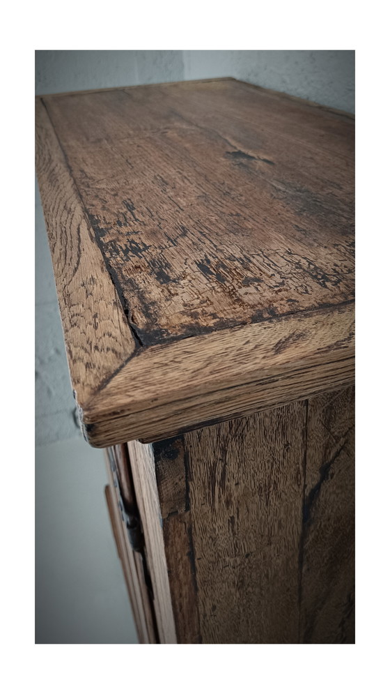 Image 1 of Mueble para pan del siglo XVIII, roble macizo