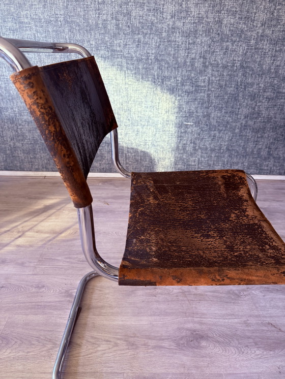 Image 1 of Vintage Thonet S33 van Mart Stam, met een bijzondere patina, circa jaren 60.