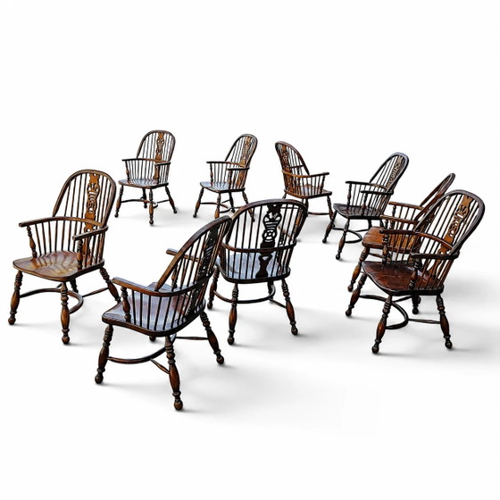 9 x RAC / Royal Antique Collection / Poltrone Windsor in rovere con schienale a ruota / Anni '80 (photo 7 of 29)
