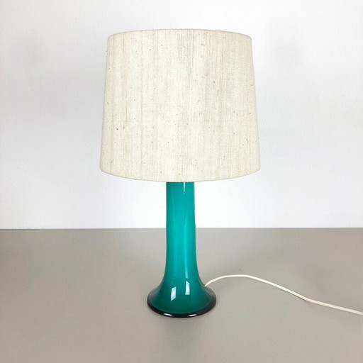 Lámpara de mesa vintage verde de Uno y Östen Kristiansson para Luxus Vittsjö, Suecia, años 70