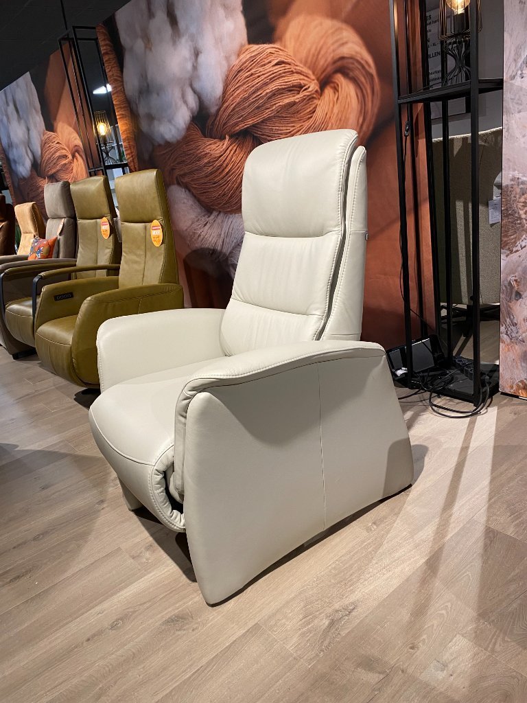 Hukla Furniture | Whoppah