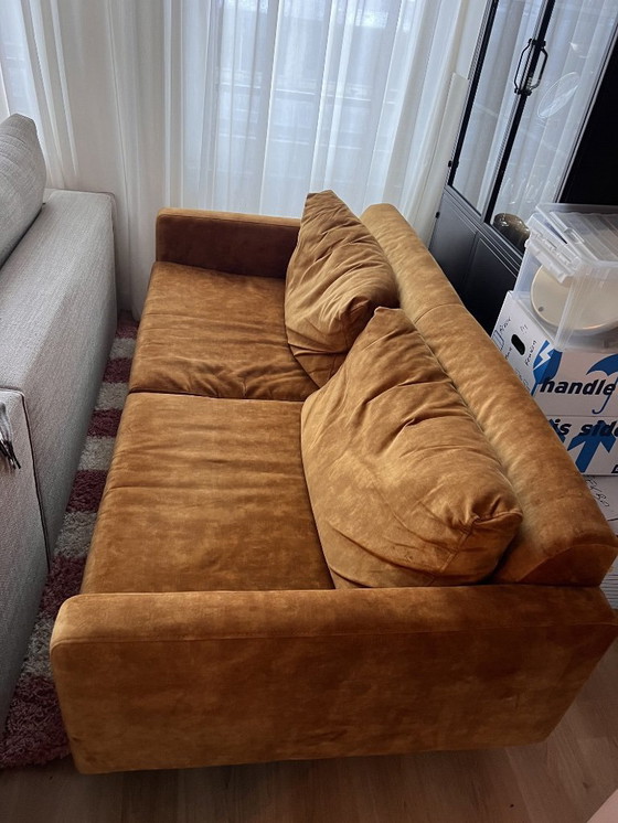 Image 1 of Okergele velvet 3-zitsbank