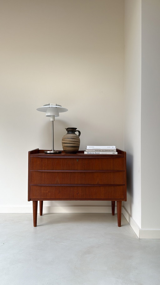 Vintage wooden chest of drawers by Tylvad Hansen
