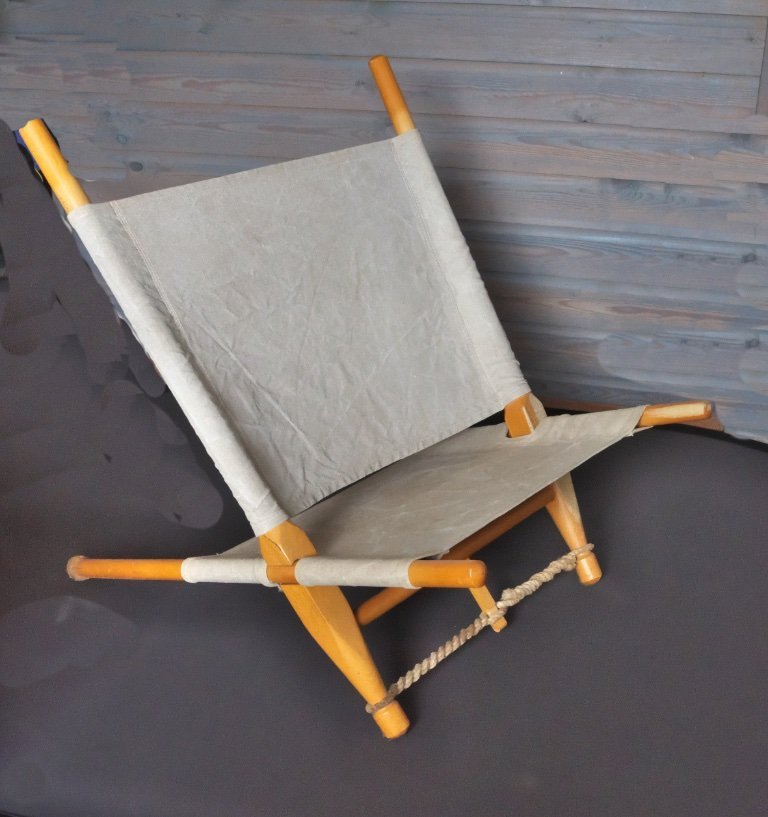 Safari chair by Ole Gjerløv Knudsen | €343 | Whoppah