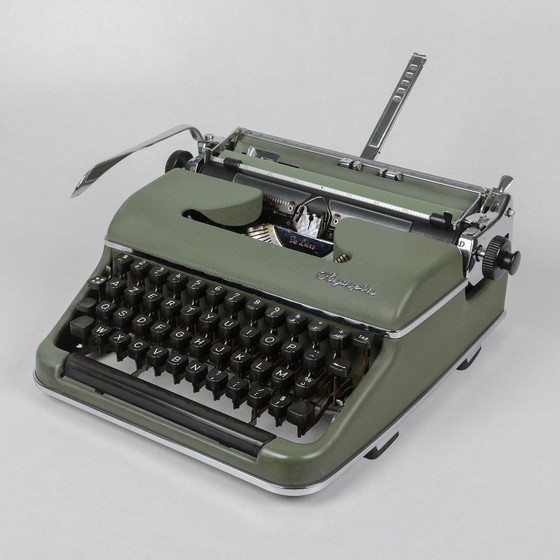 Image 1 of Olympia deluxe SM3 Typewriter, 1950s