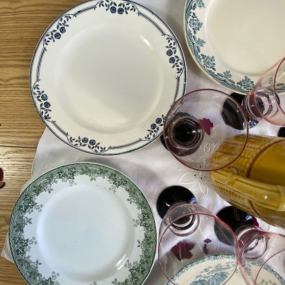 Image 1 of Set of 6 mismatched ironstone dinner plates, antique Sarreguemines earthenware, Choisy le Roi Boulenger Saint Amand