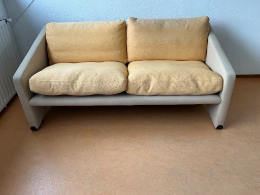 Artifort 2-Seater Sofa With Loose Down Cushions – 2 zitsbanken, Textile