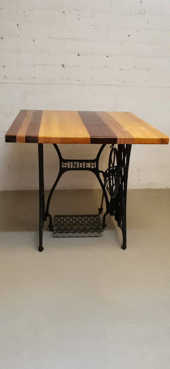 Image 1 of Chanteuse de table de bistro