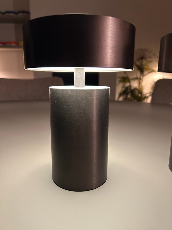 4x Column Portable Lampes de la marque de design Audo Copenhagen, Menu Space, Aluminium, Marron (photo 5 sur 8)