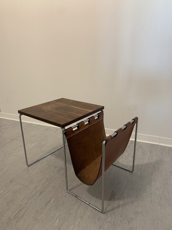 Tavolino Brabantia con portariviste – Tavolini, Pelle, Legno (photo 7 of 7)