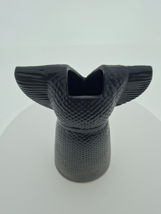 Image 1 of Vaso nero 'Abito da sposa' Lisa Larson | Serie guardaroba