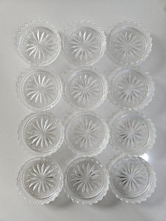 Image 1 of Dessous de verre en cristal taillé dans une boîte