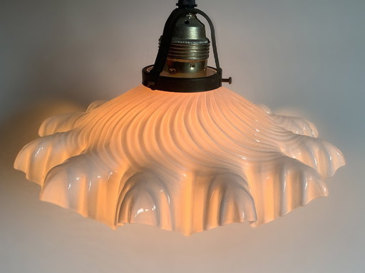 Lampe suspendue Art Déco Verre opalin français