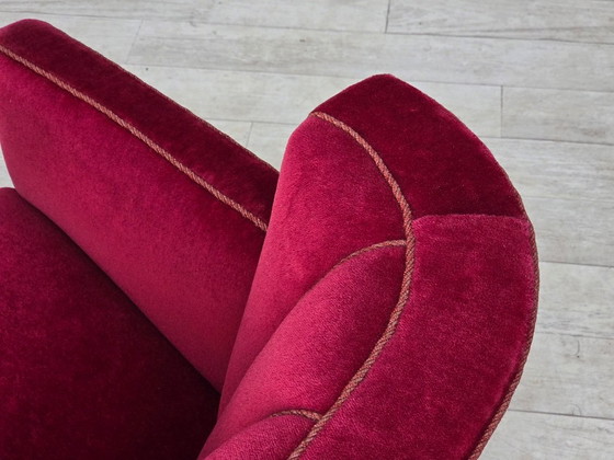 Años 60, Sillón Relax danés, Terciopelo de Mueble Rojo, Patas de Madera de Fresno. – Sillones, Velvet, Wood (photo 9 of 25)