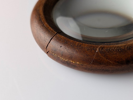 Image 1 of Lupa danesa de madera de nogal de mediados de siglo, década de 1950