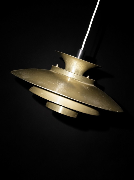 Image 1 of Suspension vintage Jeka Metaltryk en or pour Louis Poulsen