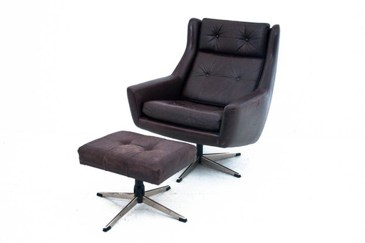 Fauteuil confortable avec pouf, Danemark, années 1960