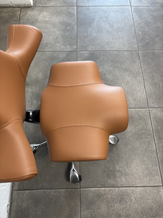 Image 1 of HAG Capisco 8106 - CPT4301 Coral (office chair)