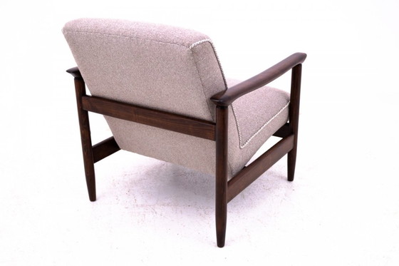 Image 1 of GFM-142 fauteuil, ontworpen door Edmund Homa uit de jaren 1960. Na renovatie.