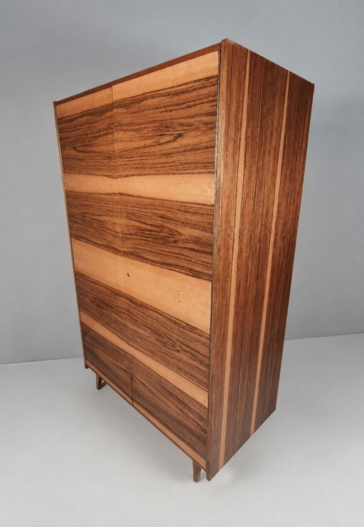 Vintage-Kleiderschrank aus Walnussholz, 1970er Jahre – kledingkasten, Wood (photo 2 of 12)