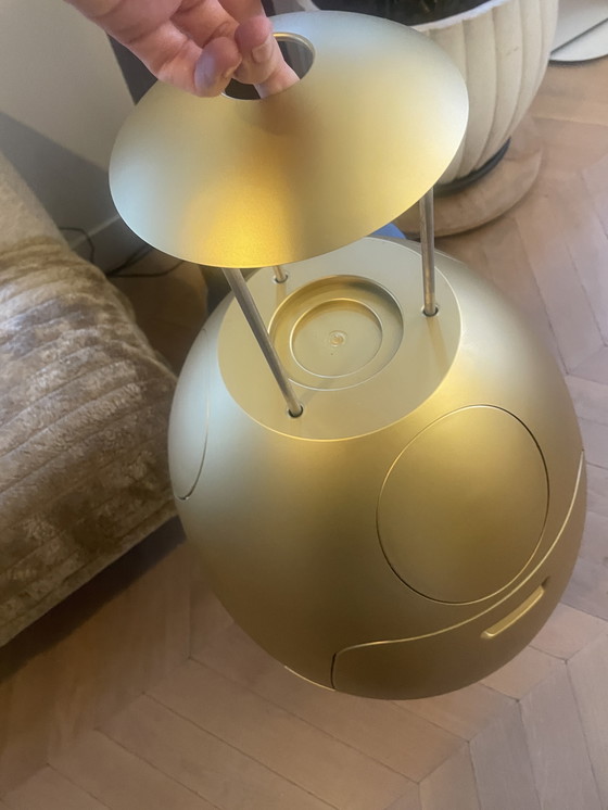 Image 1 of Contenitore in metallo dorato Ovetto