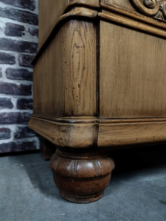 Image 1 of Oude XXL Barok Eiken Notariskast / Bibliotheekkast