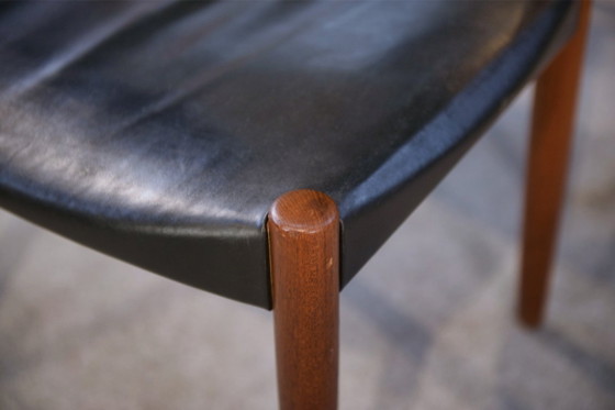 Image 1 of Ensemble de 6 chaises Ejner Larsen et A. Bender Madsen pour Willy Beck design scandinave en cuir et palissandre 1960's