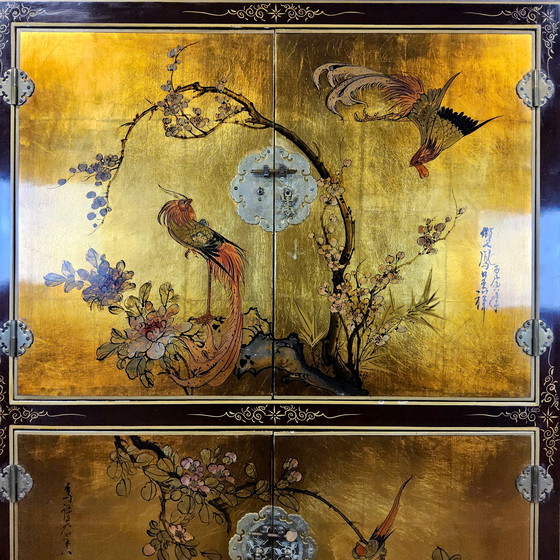 Image 1 of Vintage Chinese kast Bladgoud / Bloemen en Vogels / Bohemian / oosterse/ Aziatische kast 