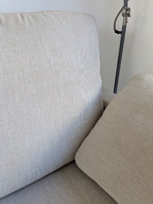 3-Sitzer-Sofa – Sehr guter Zustand – Designer: TemasV (Spanisch) – Schaumstoffkissen