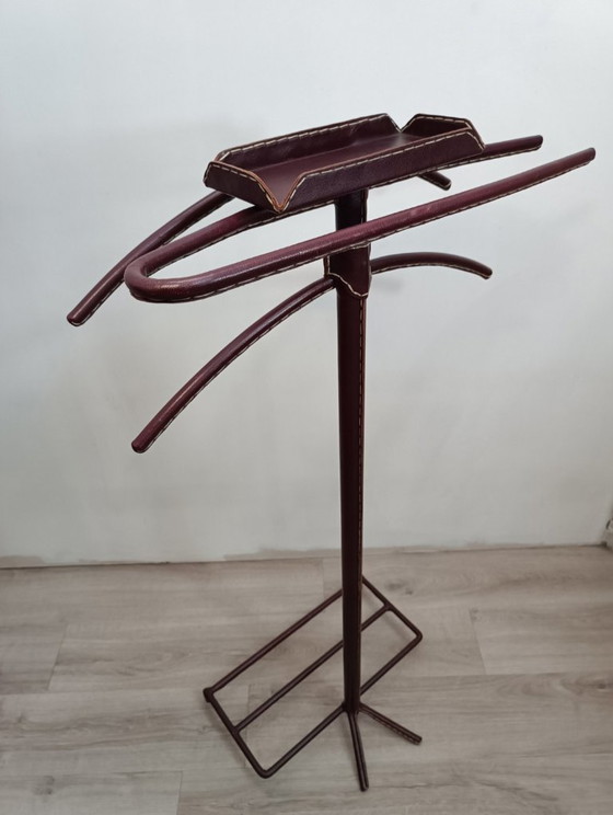 Image 1 of Valet de chambre gainé cuir par Jacques Adnet 1950