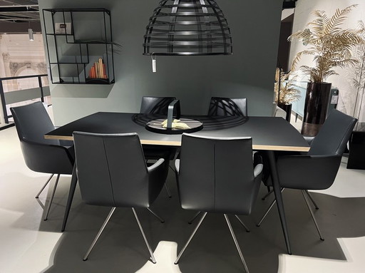 Mobitec Mood T8 dining table - 180x90