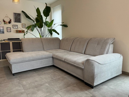 New unused sofa with nice options