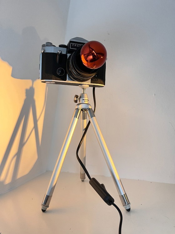Image 1 of Lampe appareil photo Praktica vintage en métal