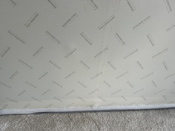 Image 1 of Reposapiés/puf/taburete de Designers Guild con funda extraíble