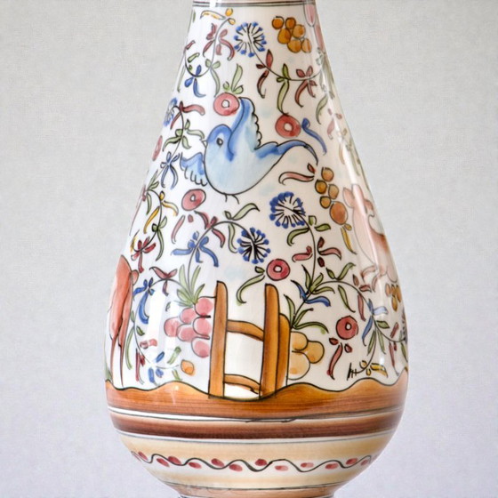 Image 1 of Große antike handgefertigte Steingutvase, signiert Coïmbra